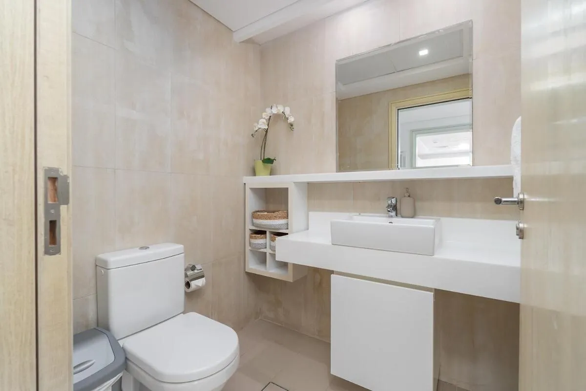 Apartment Premium 3-Bedroom With Direct Beach Access In Jbr Dubai United Arab Emirates