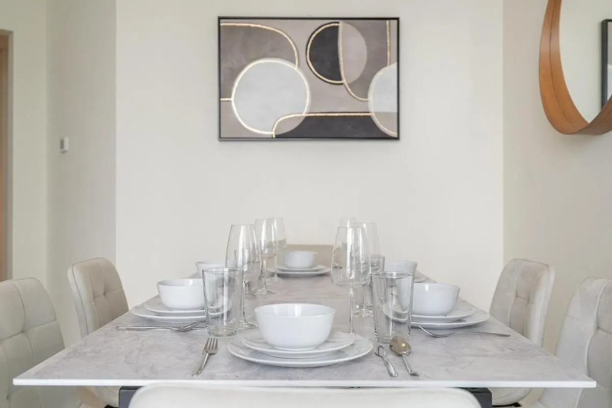 Premium 3-Bedroom With Direct Beach Access In Jbr Dubai