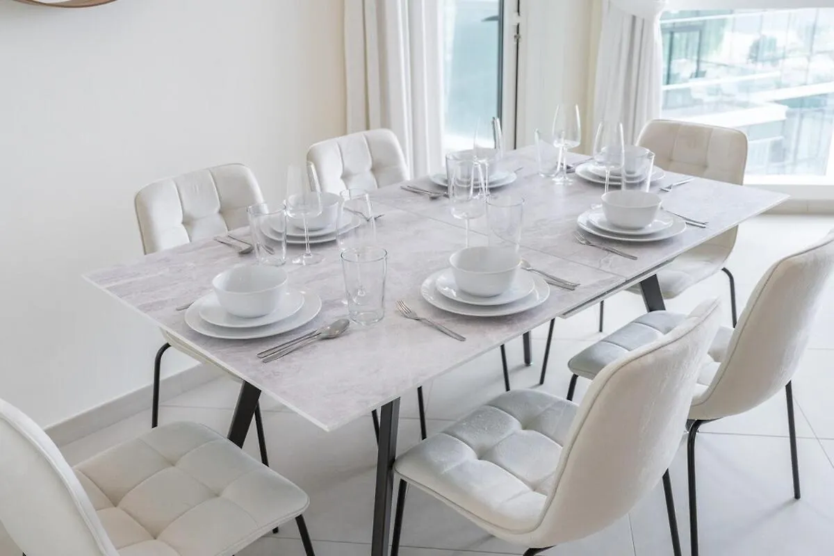 Premium 3-Bedroom With Direct Beach Access In Jbr Dubai Apartment