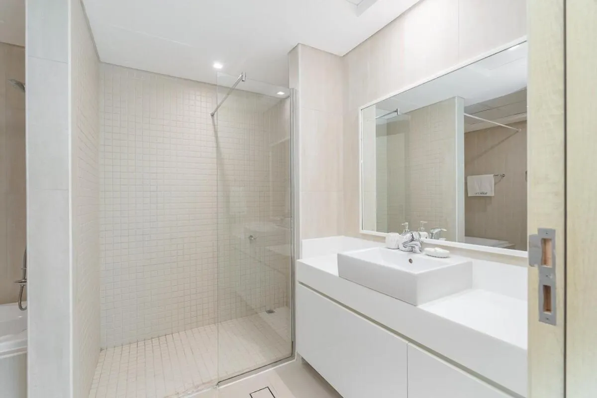 Premium 3-Bedroom With Direct Beach Access In Jbr Dubai